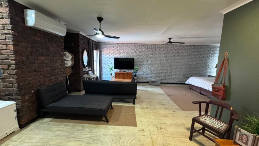 5 Bedroom Property for Sale in Royldene Northern Cape